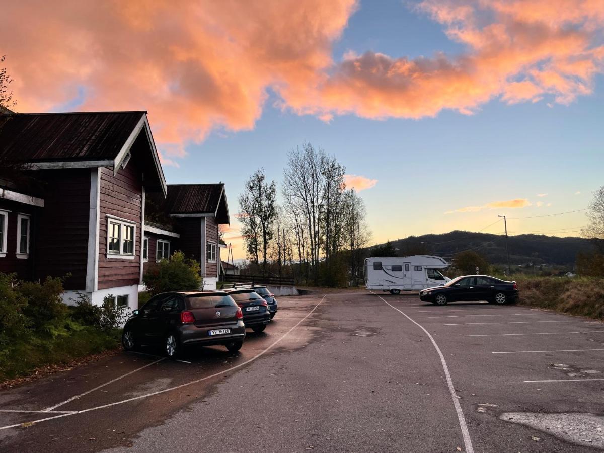 Bjornafjorden Hotell Osøyro Екстериор снимка